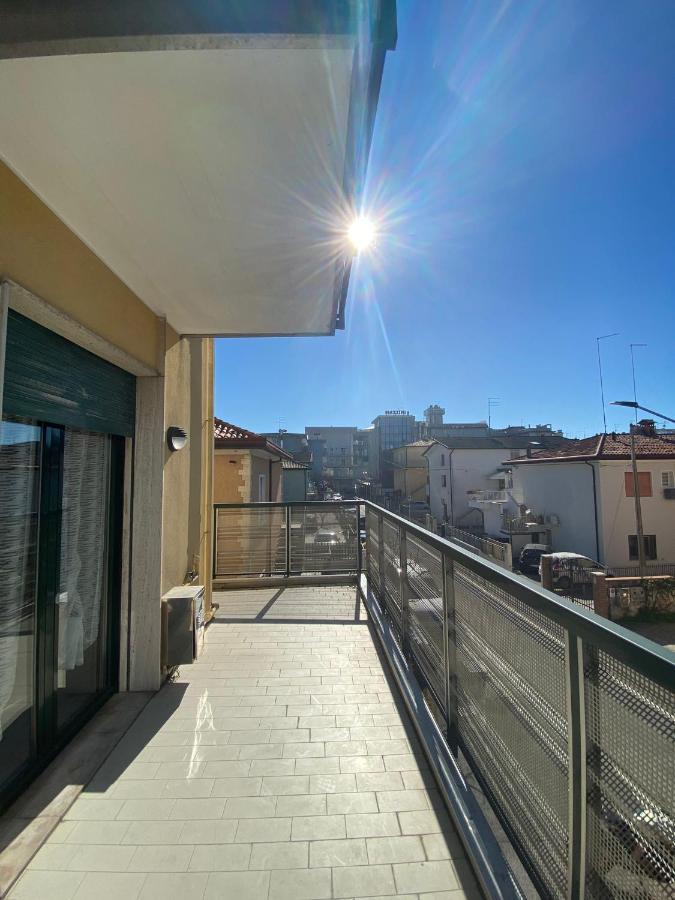 Residence Quito Piazza Mazzini 150M Dal Mare E Vicino Pista Azzurra Lido di Jesolo Eksteriør billede